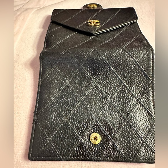 CHANEL - Vintage Noir/Black Caviar Leather Wallet - Picture 11 of 16